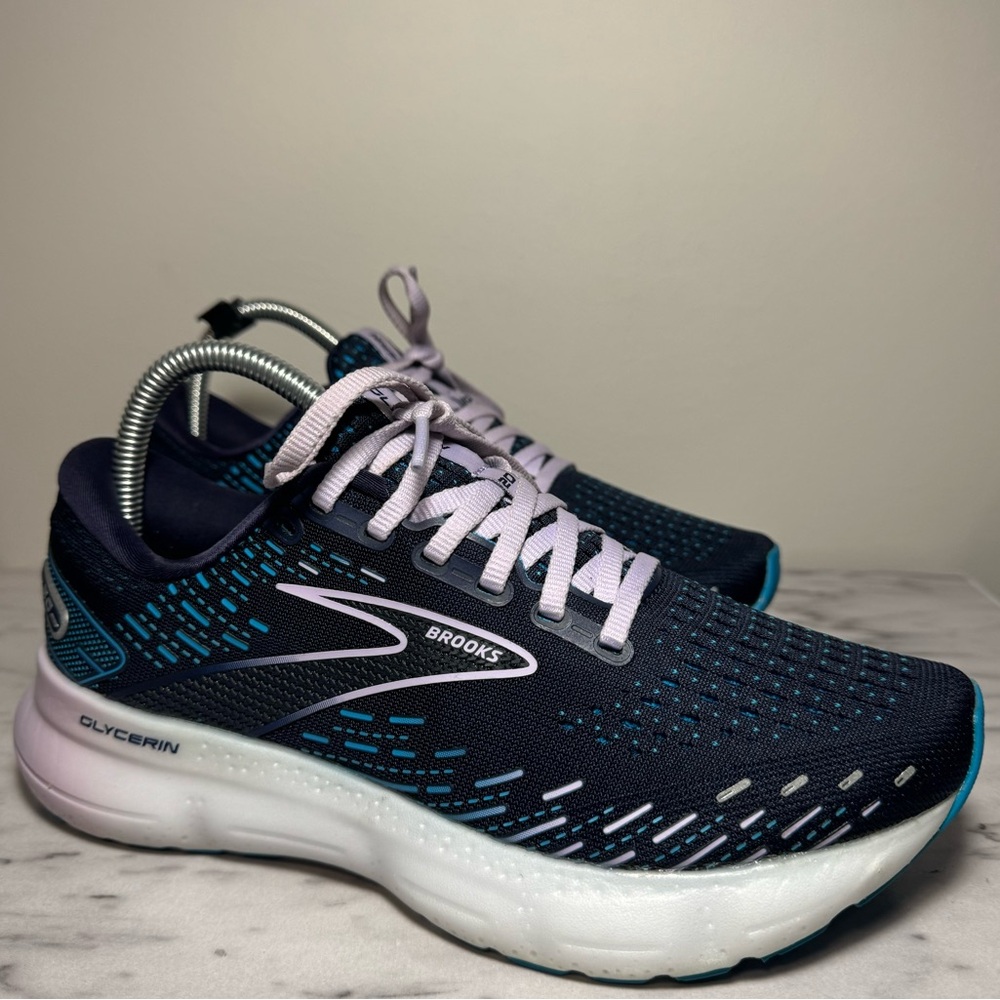 Brooks Glycerin Women's Athletic Shoes - Navy and Light Purple